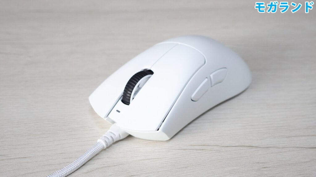 ケーブルを接続