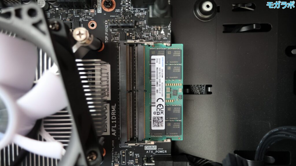 メモリはSODIMM