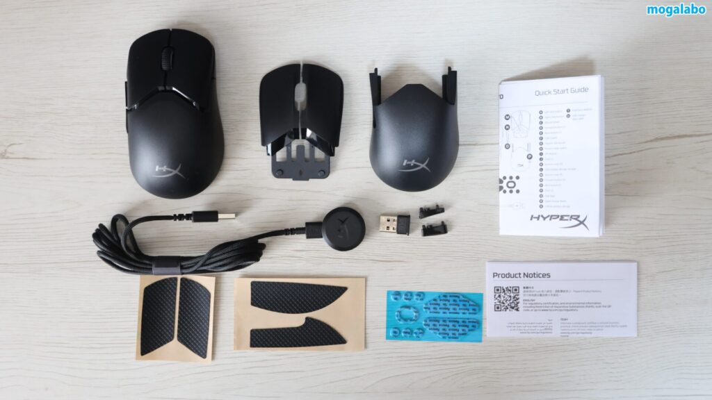 HyperX Pulsefire Saga Pro ワイヤレスゲーミングマウスのパッケージ内容