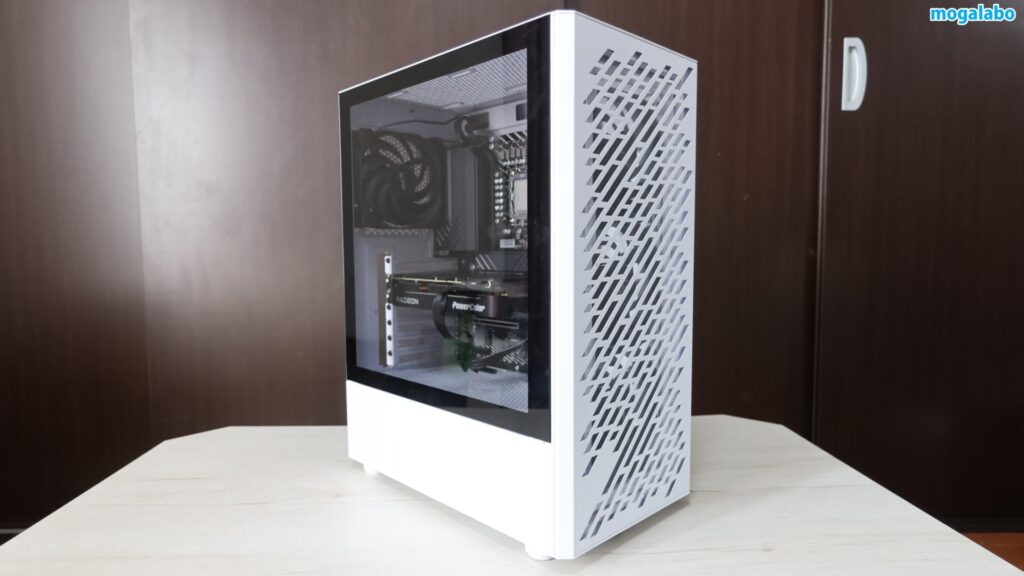 PCケース（XPG VALOR AIR JP）に収めた状態で計測