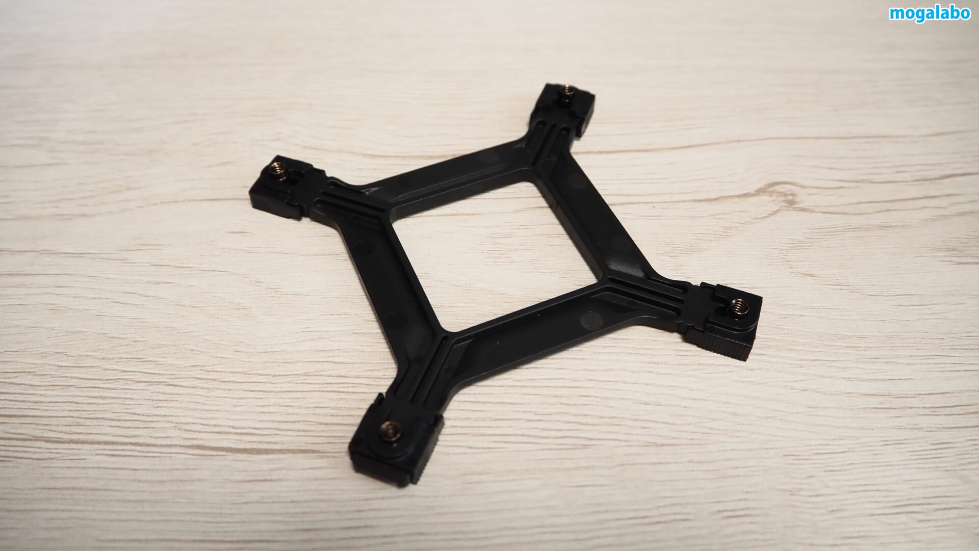 バックプレート