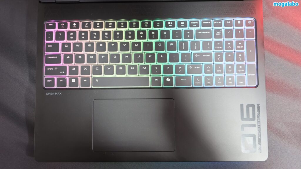 キーボード配列は日本語に対応